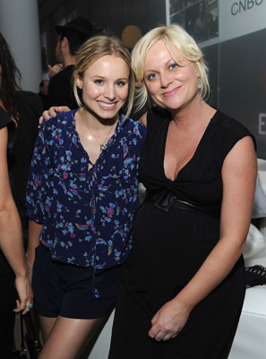 Kristen Bell and Amy Poehler