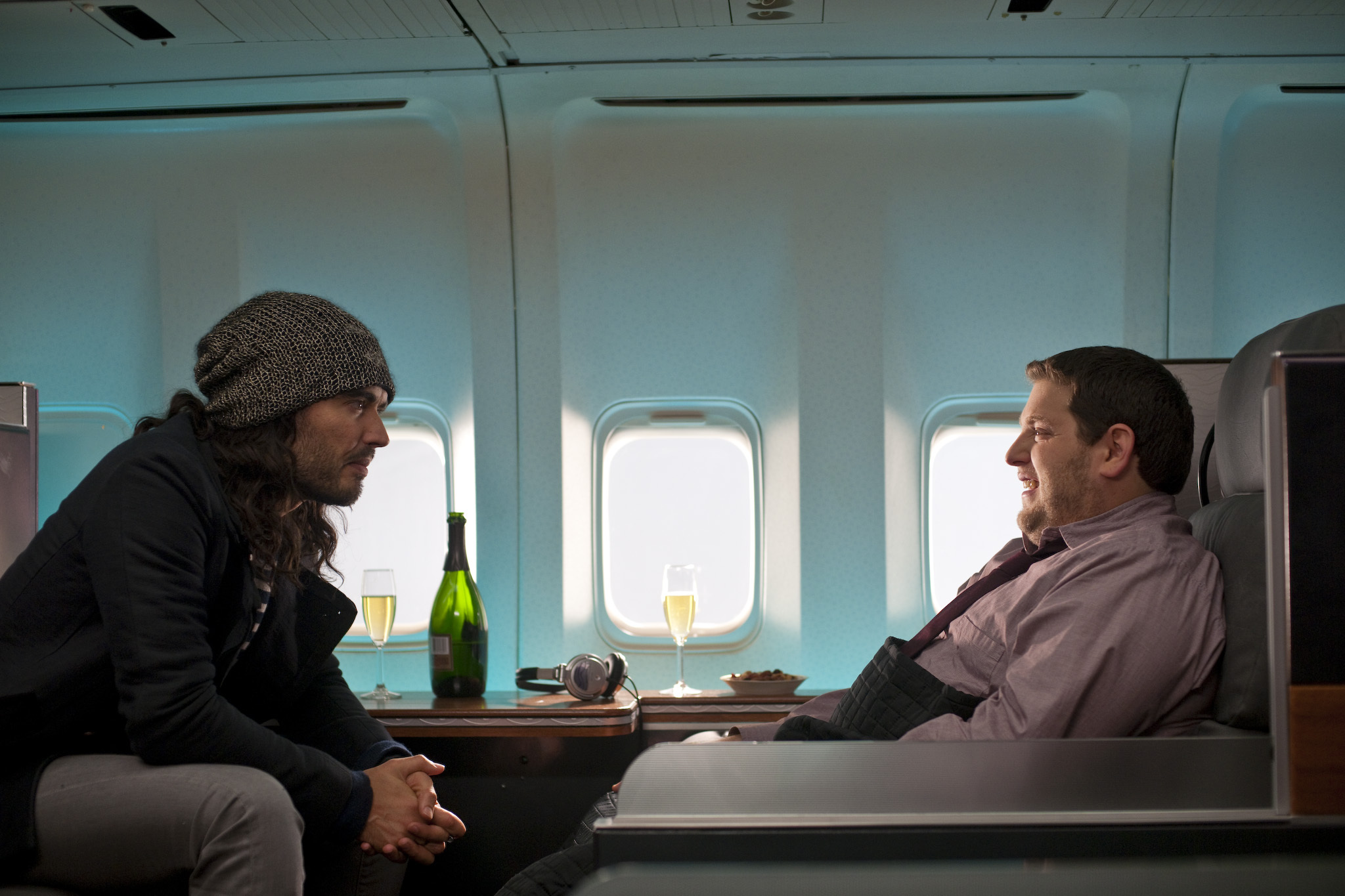 Still of Russell Brand and Jonah Hill in Get Him to the Greek (2010)