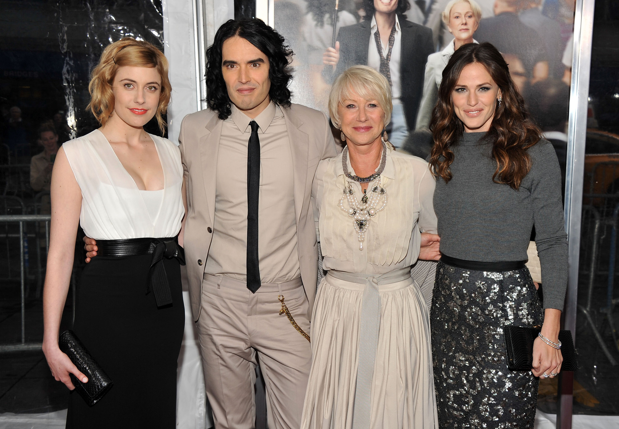 Helen Mirren, Jennifer Garner, Russell Brand and Greta Gerwig at event of Arthur (2011)