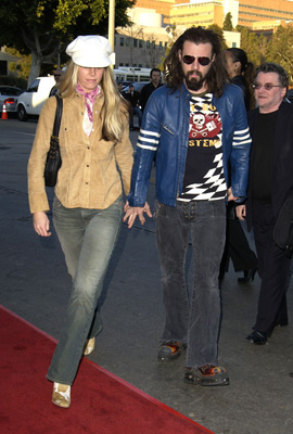 Sheri Moon Zombie and Rob Zombie at event of Daredevil (2003)