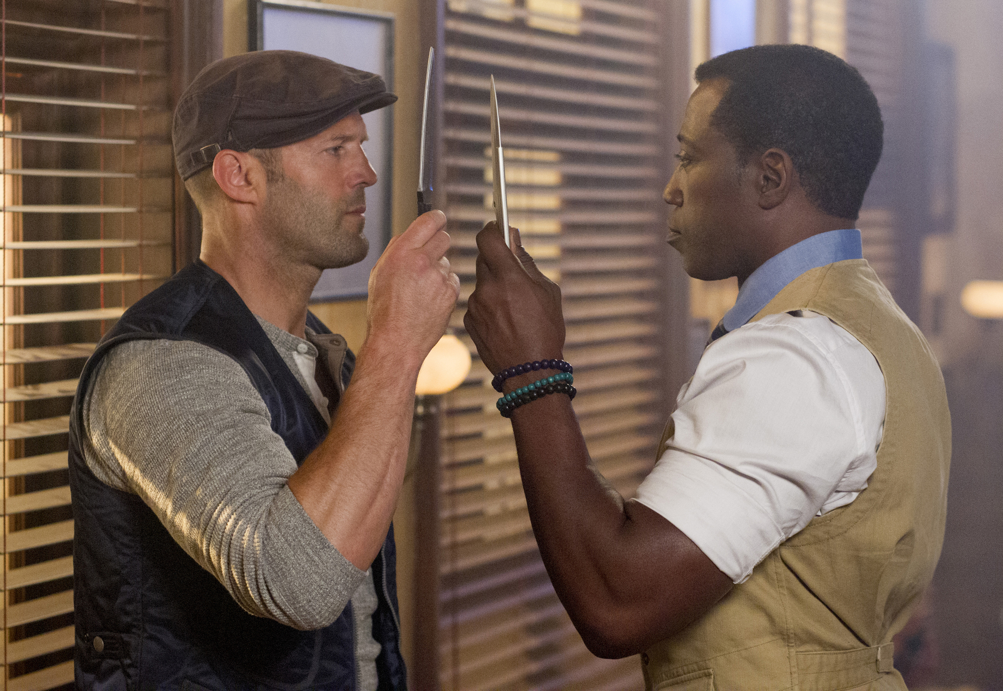 Still of Wesley Snipes and Jason Statham in Nesunaikinami 3 (2014)