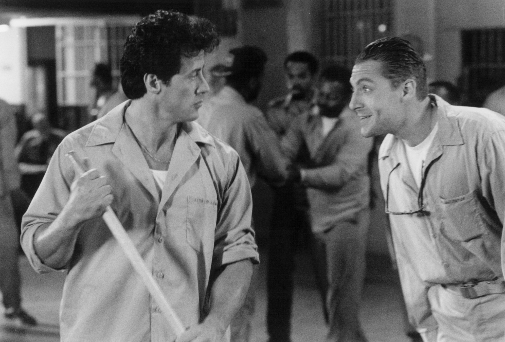 Still of Sylvester Stallone and Tom Sizemore in Lock Up (1989)