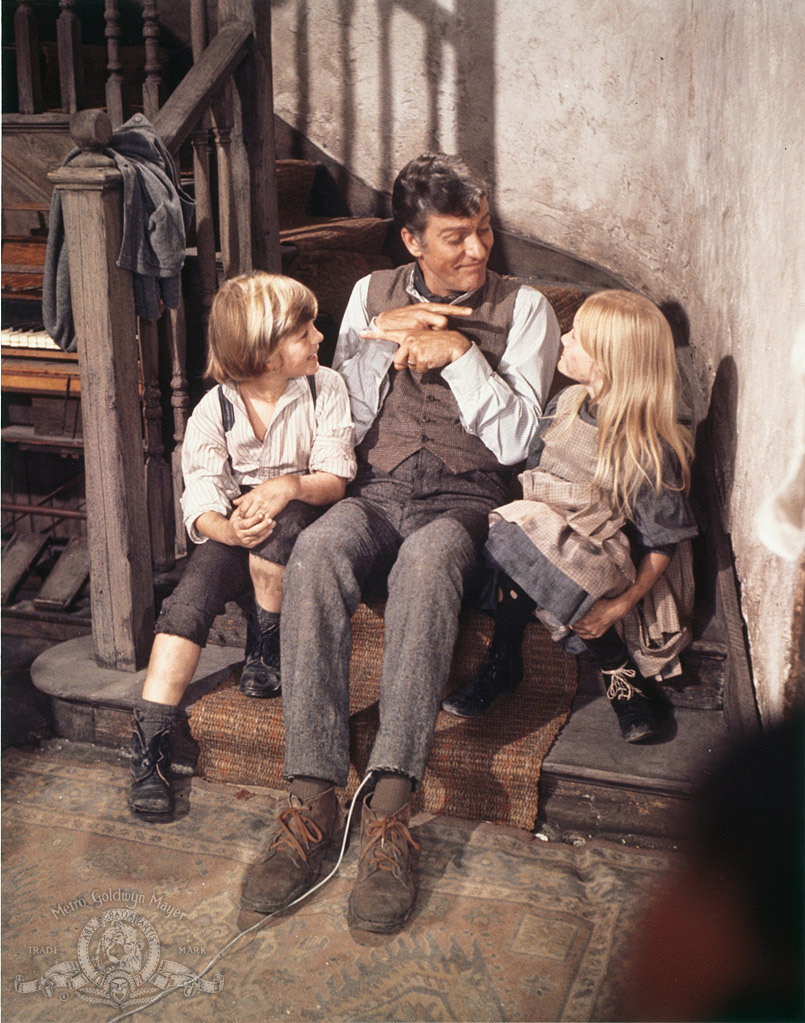 Still of Dick Van Dyke, Adrian Hall and Heather Ripley in Chitty Chitty Bang Bang (1968)