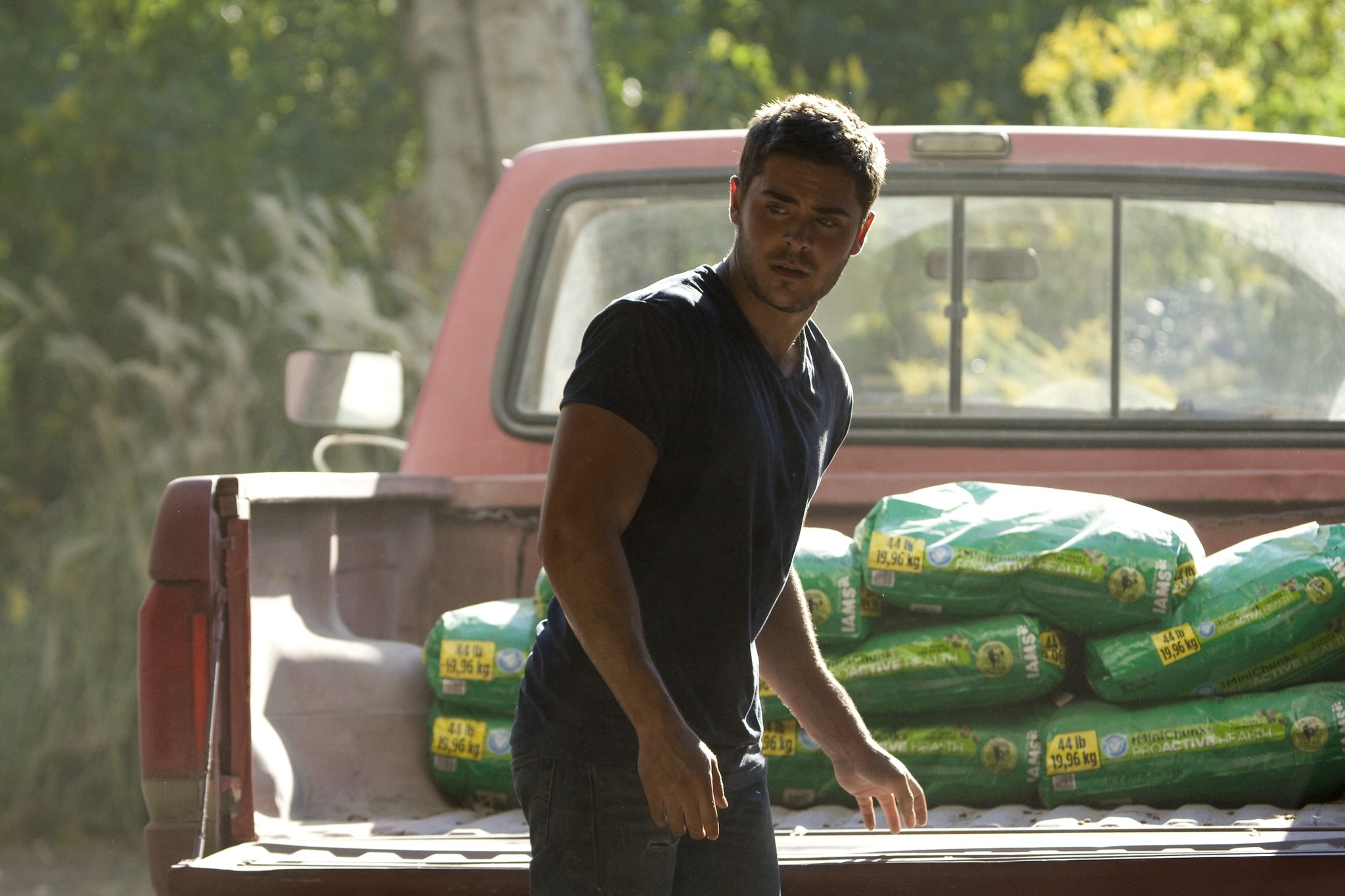 Still of Zac Efron in Amzinai tavo (2012)