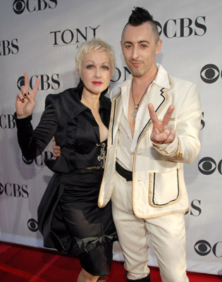 Alan Cumming and Cyndi Lauper