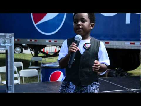 Performing Kirk Franklin at 'Metro Youth Day'