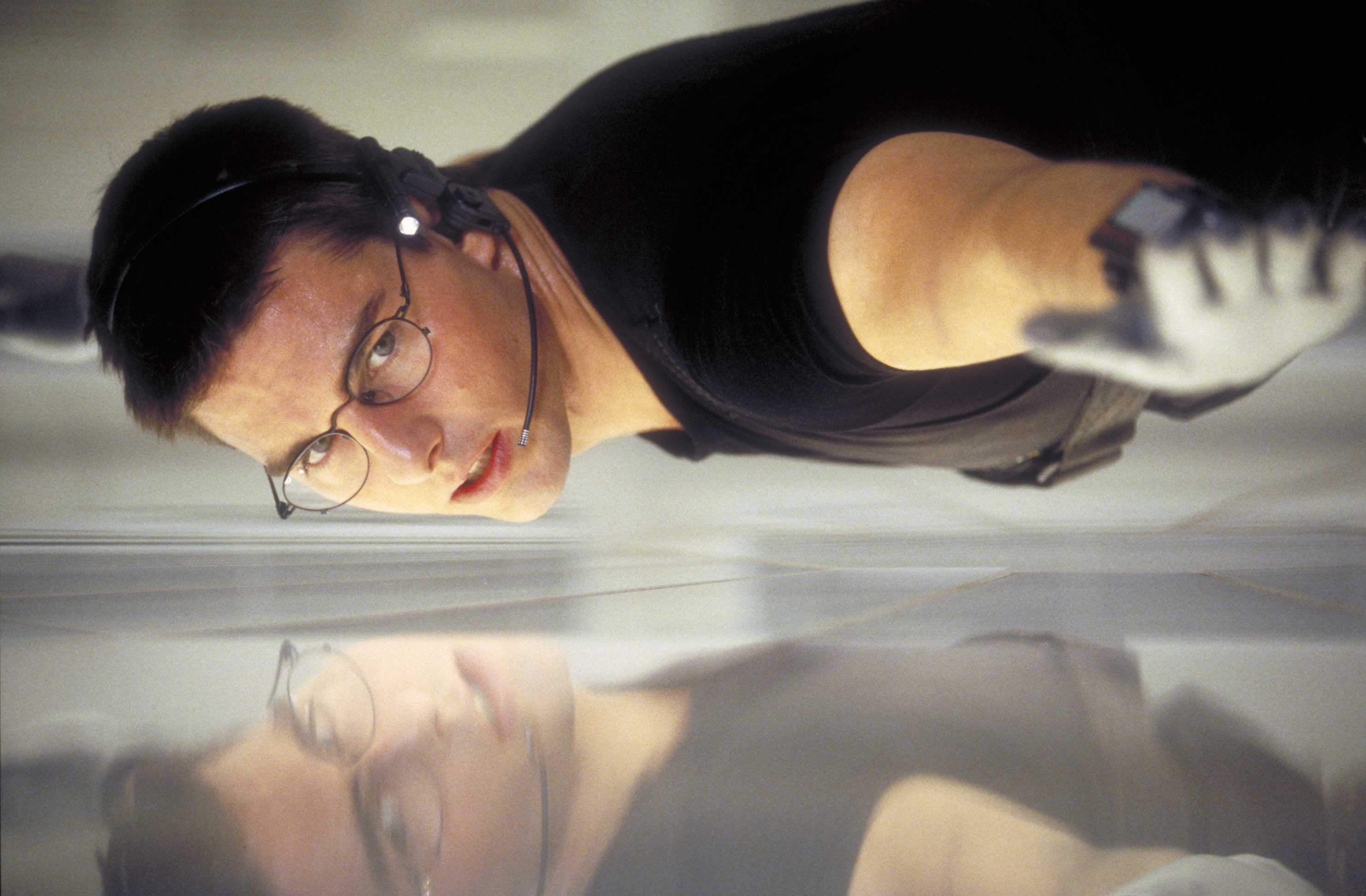 Still of Tom Cruise in Mission: Impossible (1996)