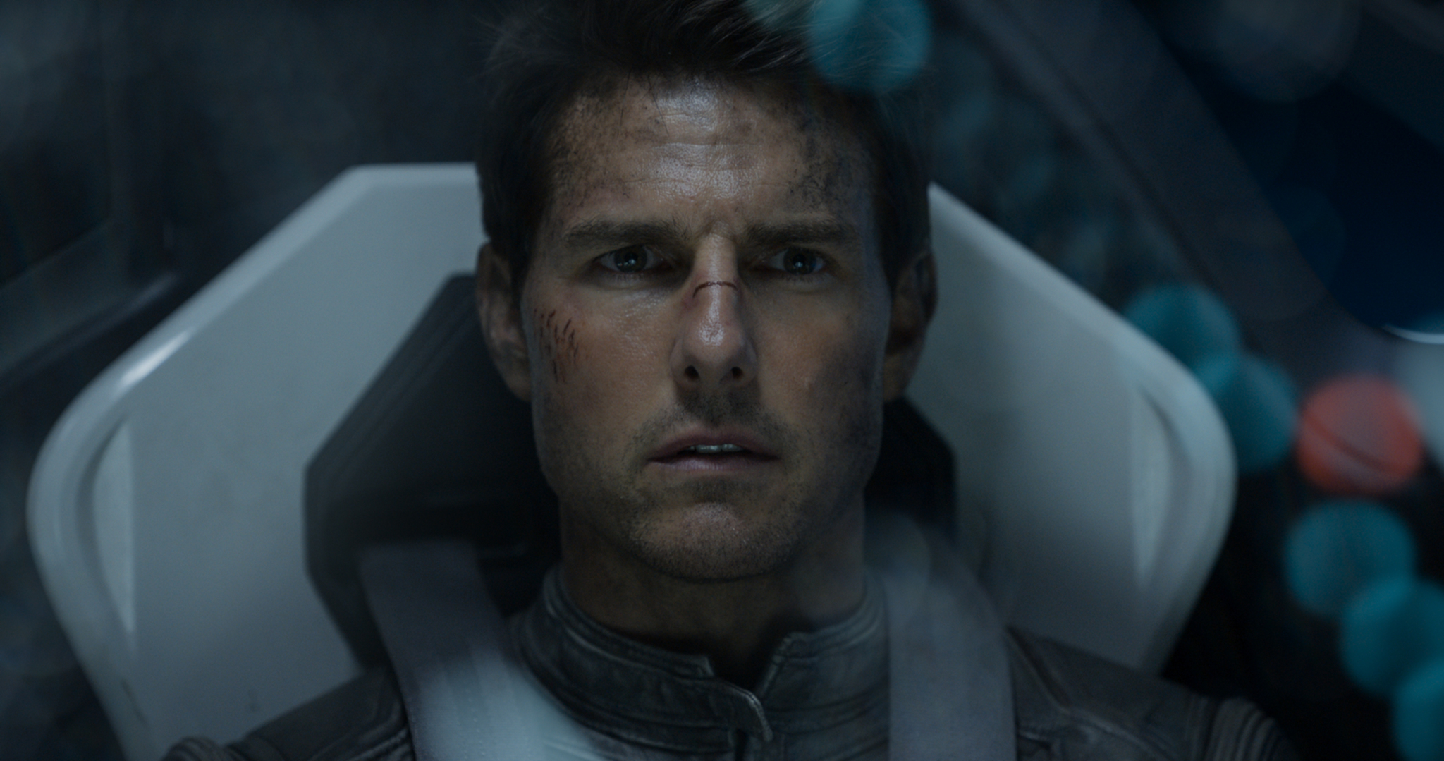 Still of Tom Cruise in Uzmirstieji (2013)