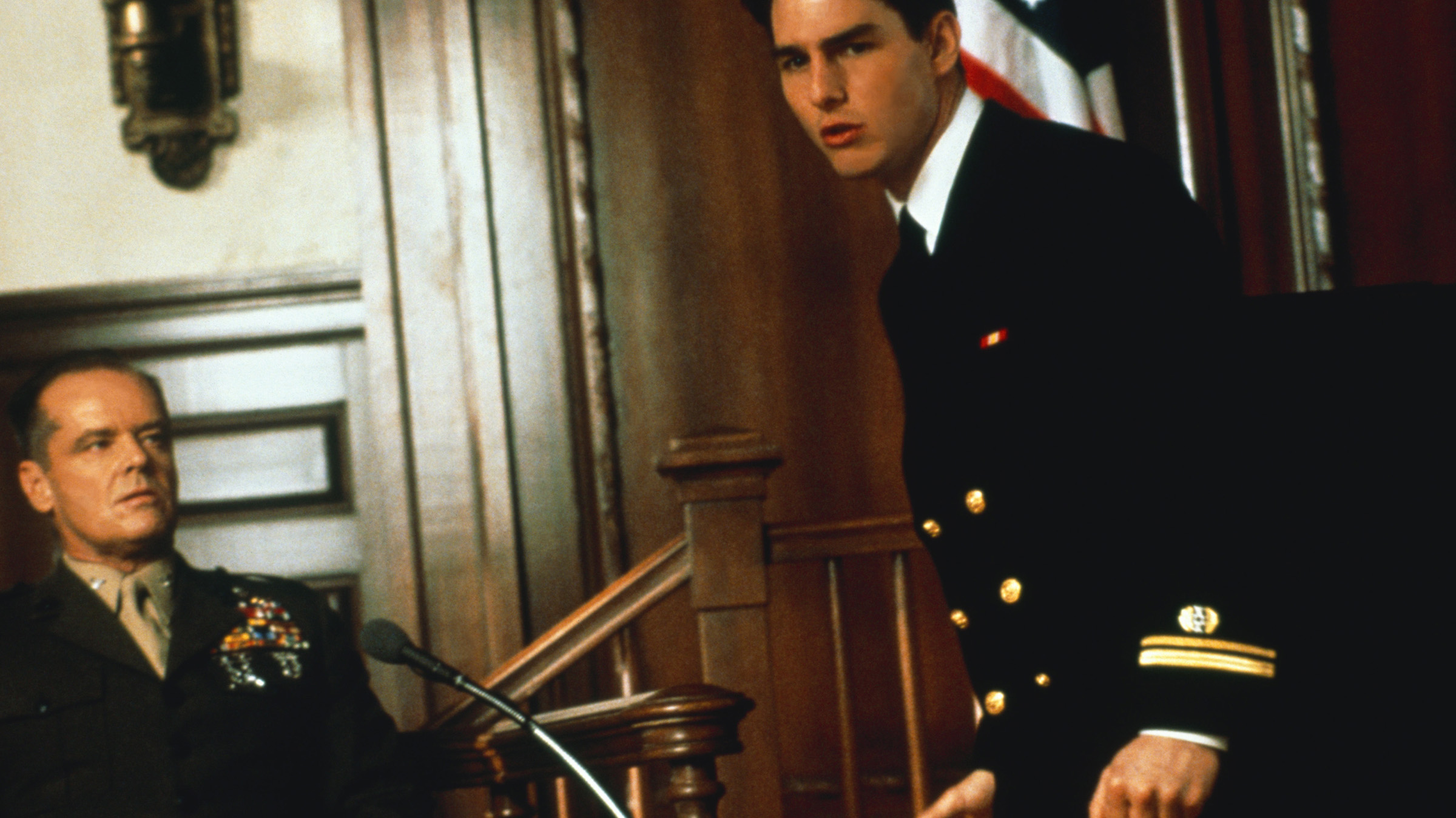 Still of Tom Cruise and Jack Nicholson in A Few Good Men (1992)