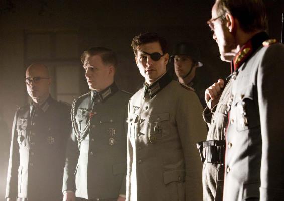 Still of Tom Cruise, Christian Berkel and Bill Nighy in Valkirija (2008)