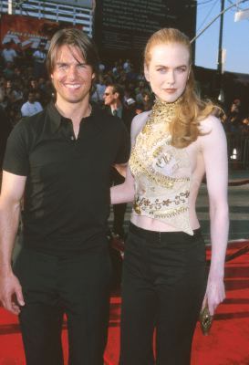 Tom Cruise and Nicole Kidman at event of Mission: Impossible II (2000)