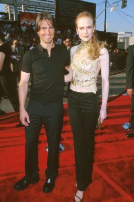 Tom Cruise and Nicole Kidman at event of Mission: Impossible II (2000)