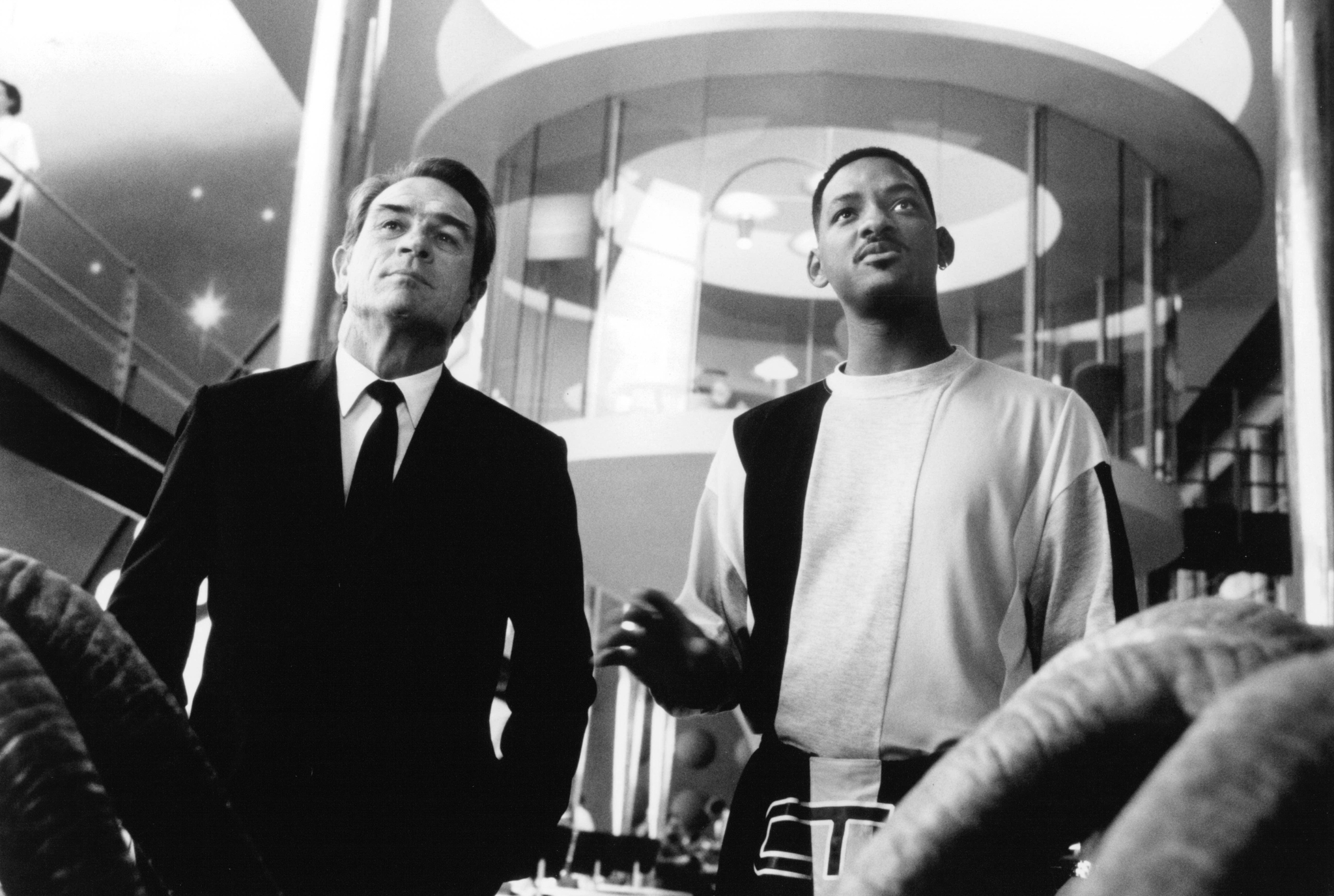 Still of Tommy Lee Jones and Will Smith in Vyrai juodais drabuziais (1997)