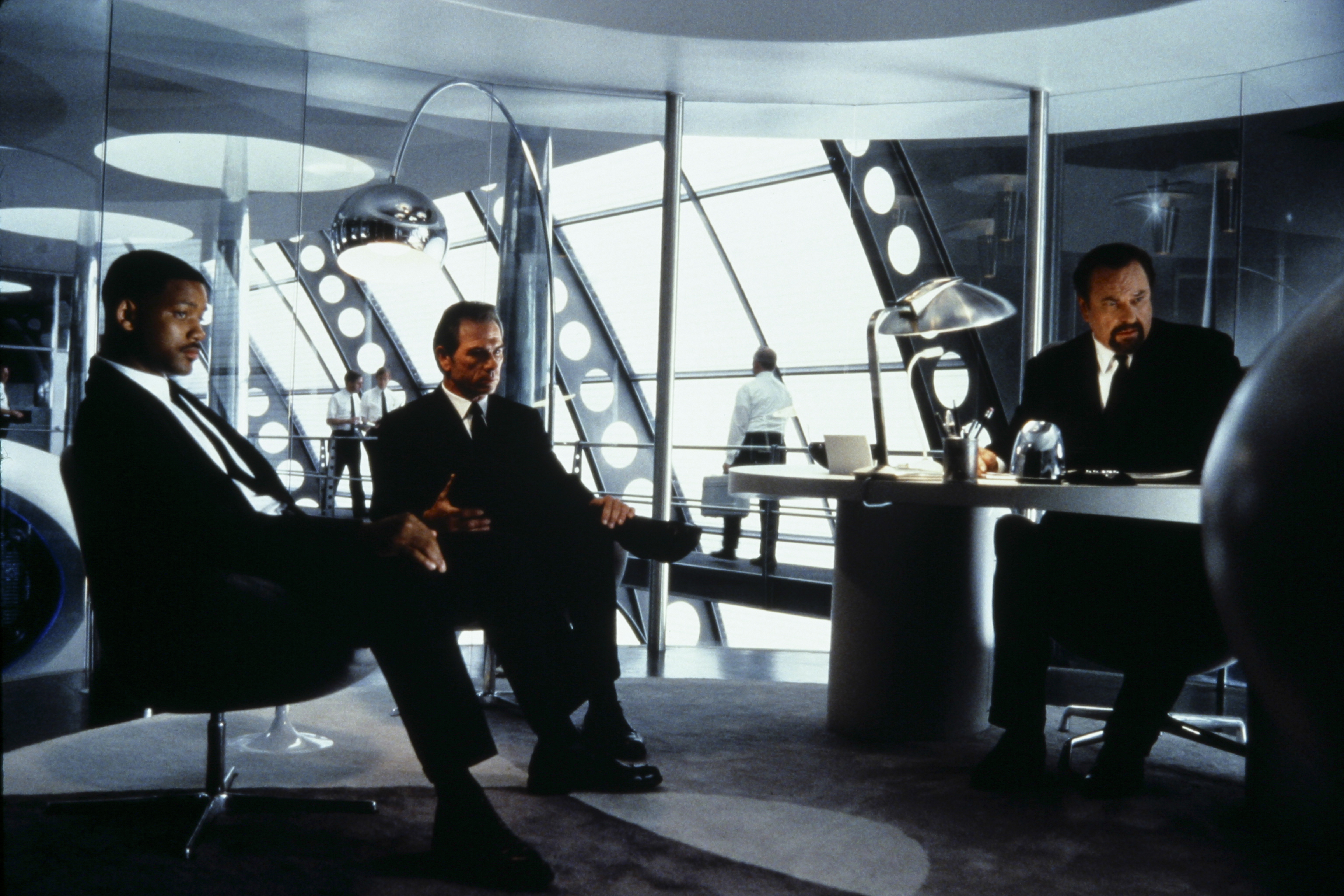 Still of Tommy Lee Jones, Will Smith and Rip Torn in Vyrai juodais drabuziais (1997)