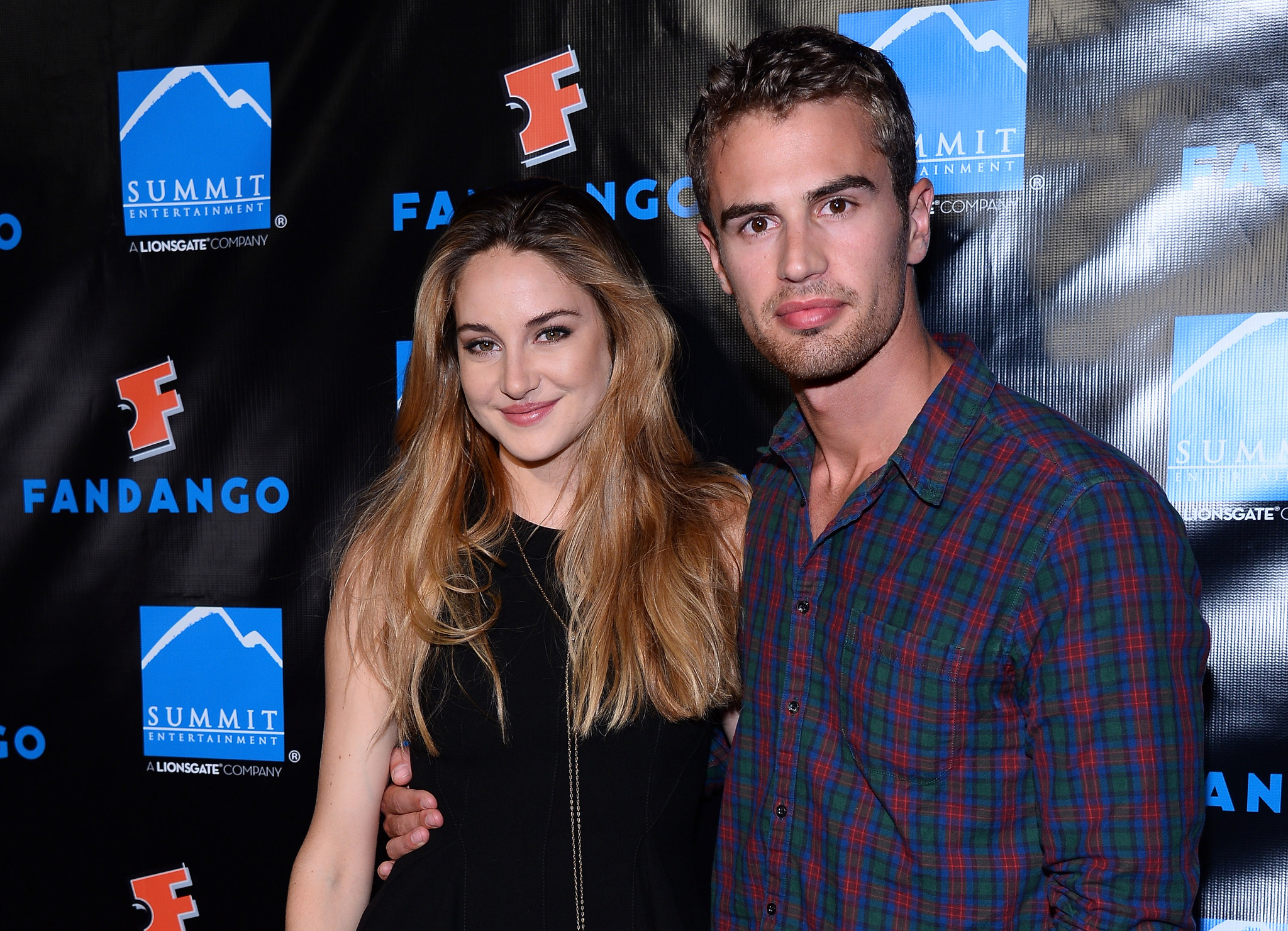 Shailene Woodley and Theo James