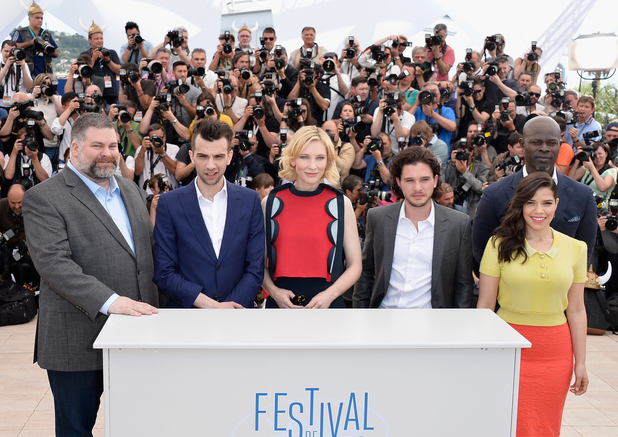 Cate Blanchett, Djimon Hounsou, Jay Baruchel, Dean DeBlois, America Ferrera and Kit Harington at event of Kaip prisijaukinti slibina 2 (2014)