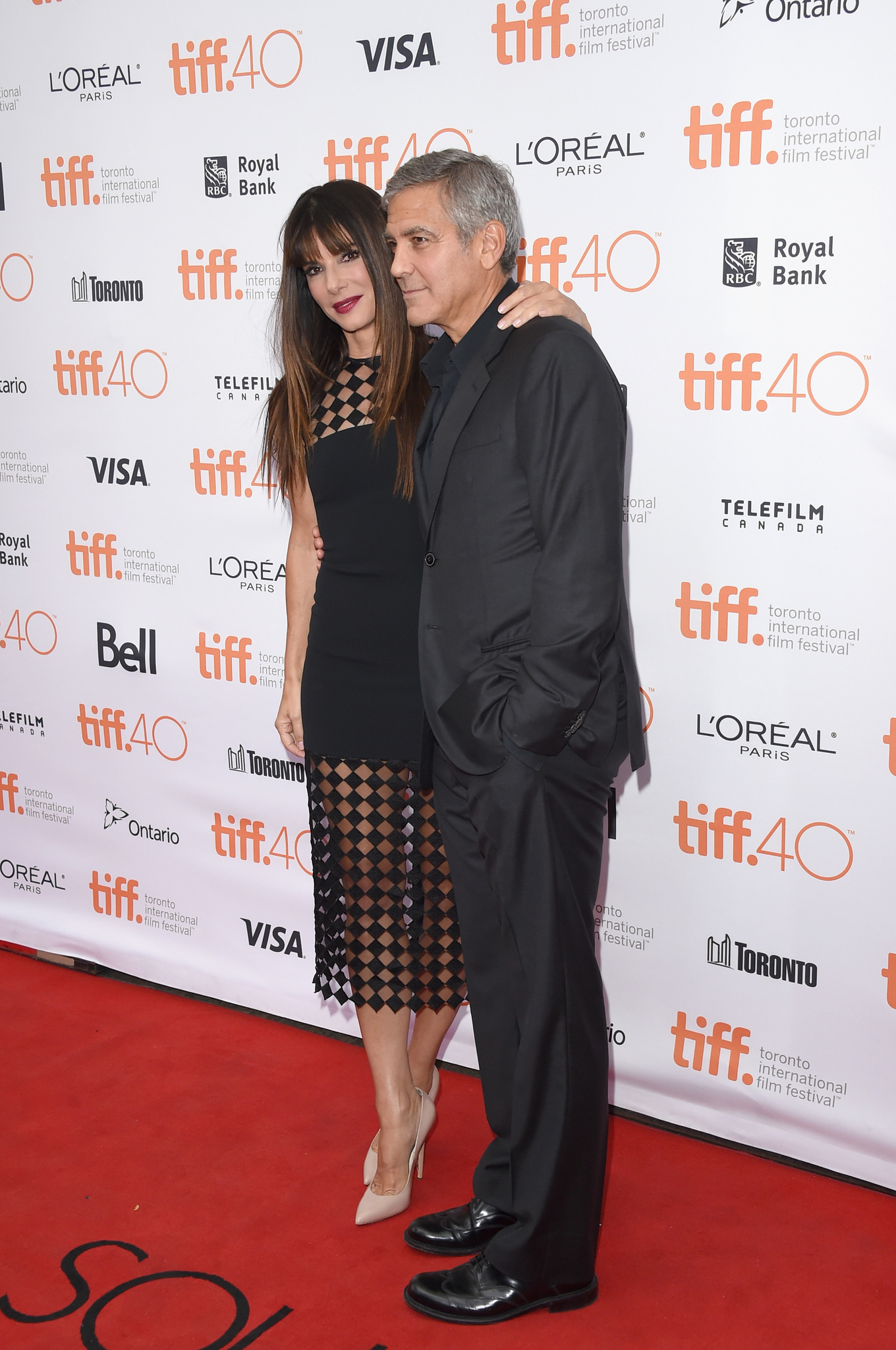 Sandra Bullock and George Clooney at event of Our Brand Is Crisis (2015)