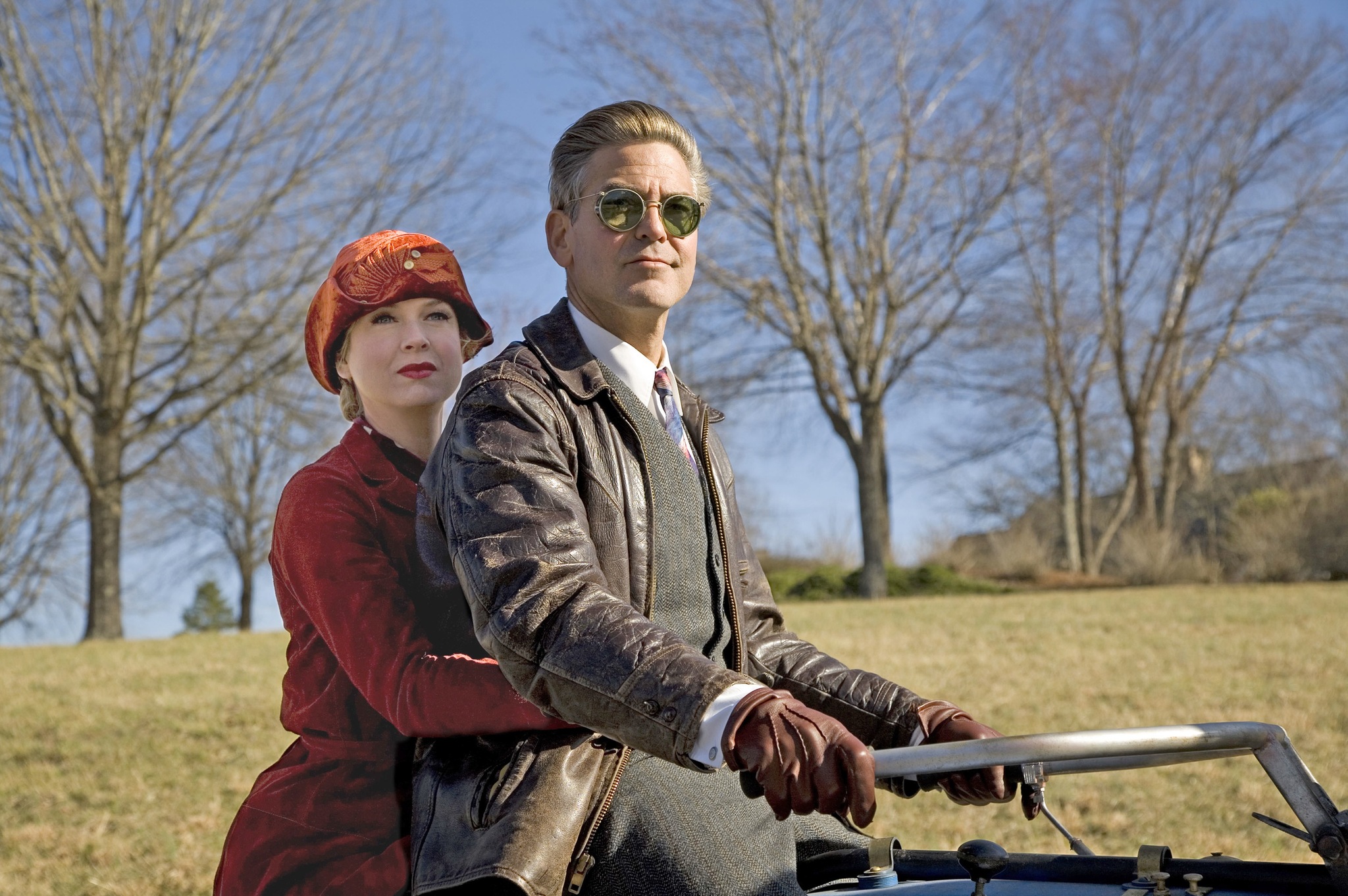 Still of George Clooney and Renée Zellweger in Leatherheads (2008)