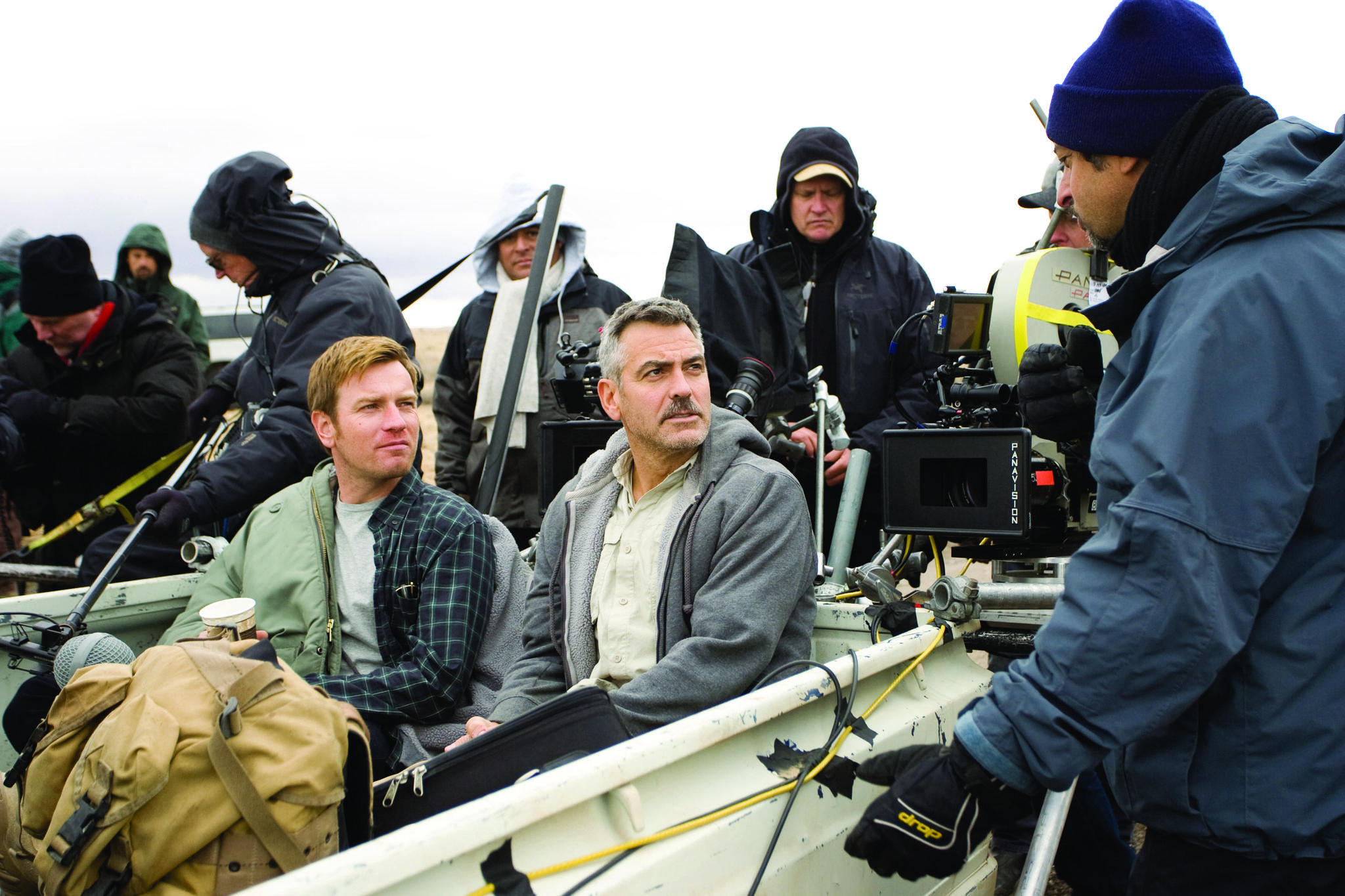 Still of George Clooney, Ewan McGregor and Grant Heslov in The Men Who Stare at Goats (2009)
