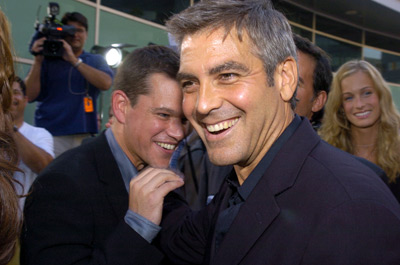George Clooney and Matt Damon at event of The Bourne Supremacy (2004)