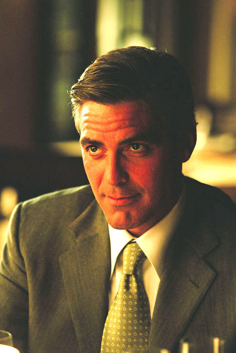 Still of George Clooney in Nepakenciamas ziaurumas (2003)