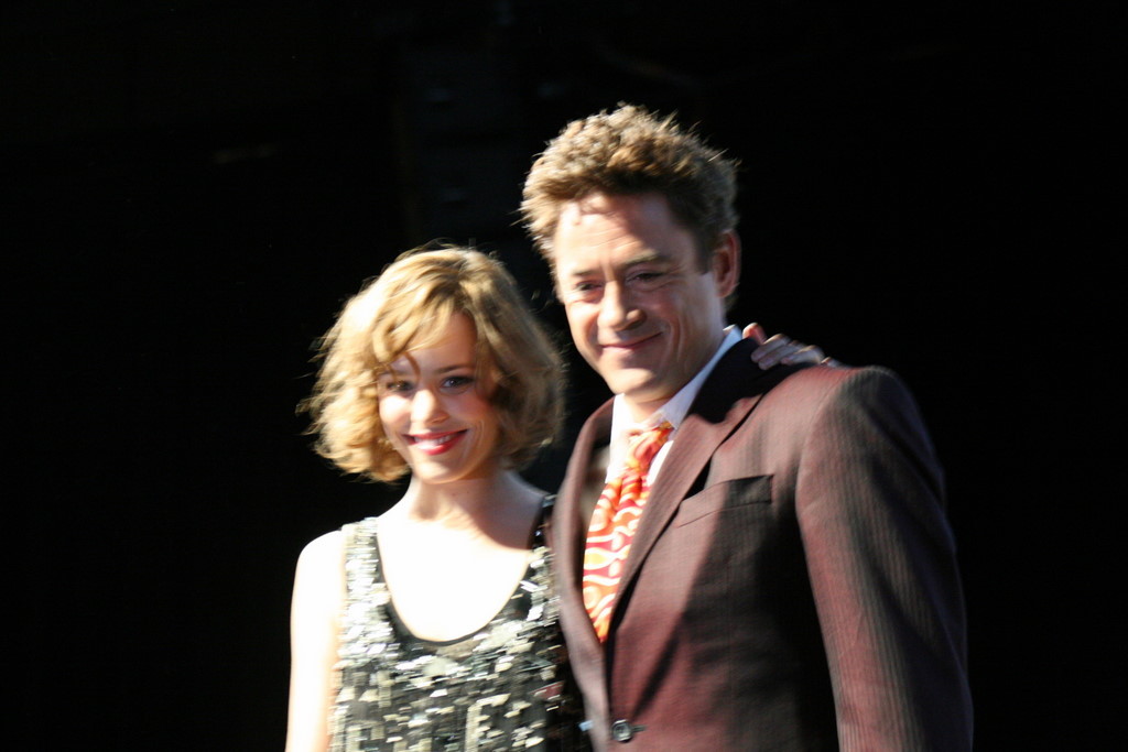 Robert Downey Jr. and Rachel McAdams at event of Sherlock Holmes (2009)