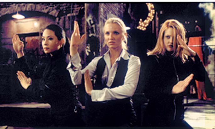 Still of Drew Barrymore, Cameron Diaz and Lucy Liu in Charlie's Angels (2000)
