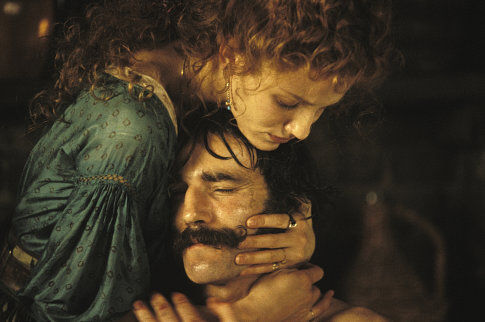 Still of Cameron Diaz and Daniel Day-Lewis in Niujorko gaujos (2002)