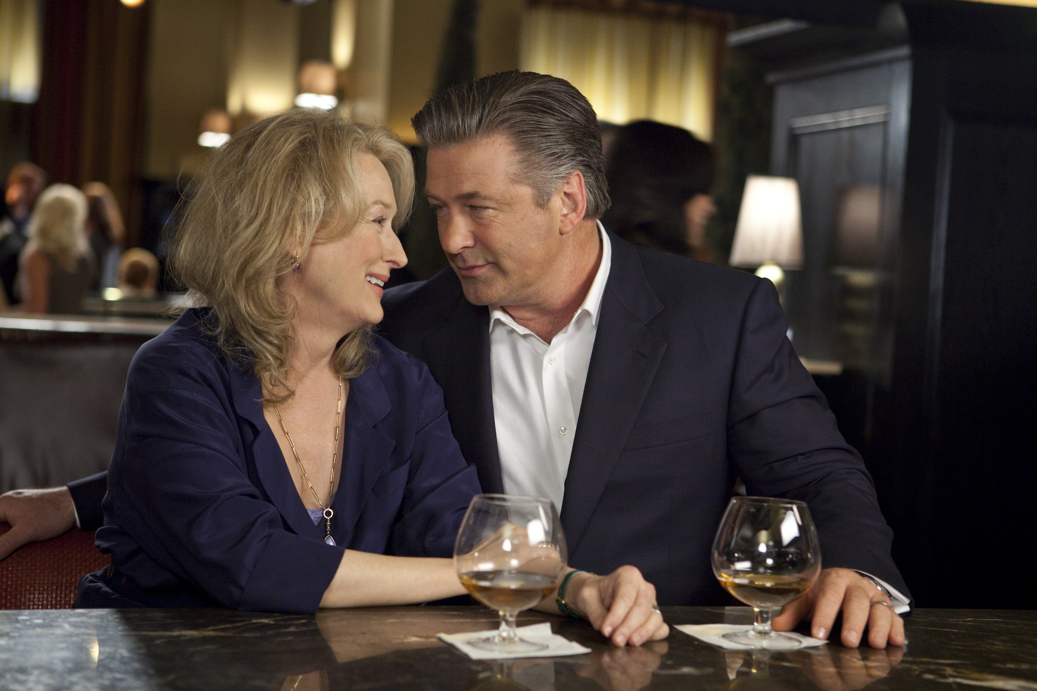 Still of Alec Baldwin and Meryl Streep in Tai... sudetinga (2009)