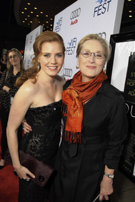 Meryl Streep and Amy Adams at event of Doubt (2008)