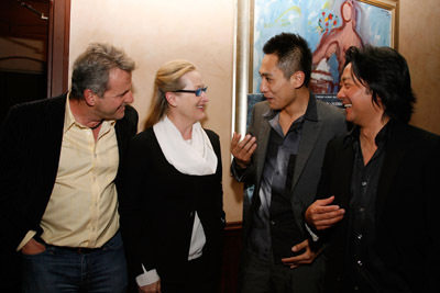 Meryl Streep, Aidan Quinn, Ye Liu and Shi-Zheng Chen at event of Dark Matter (2007)