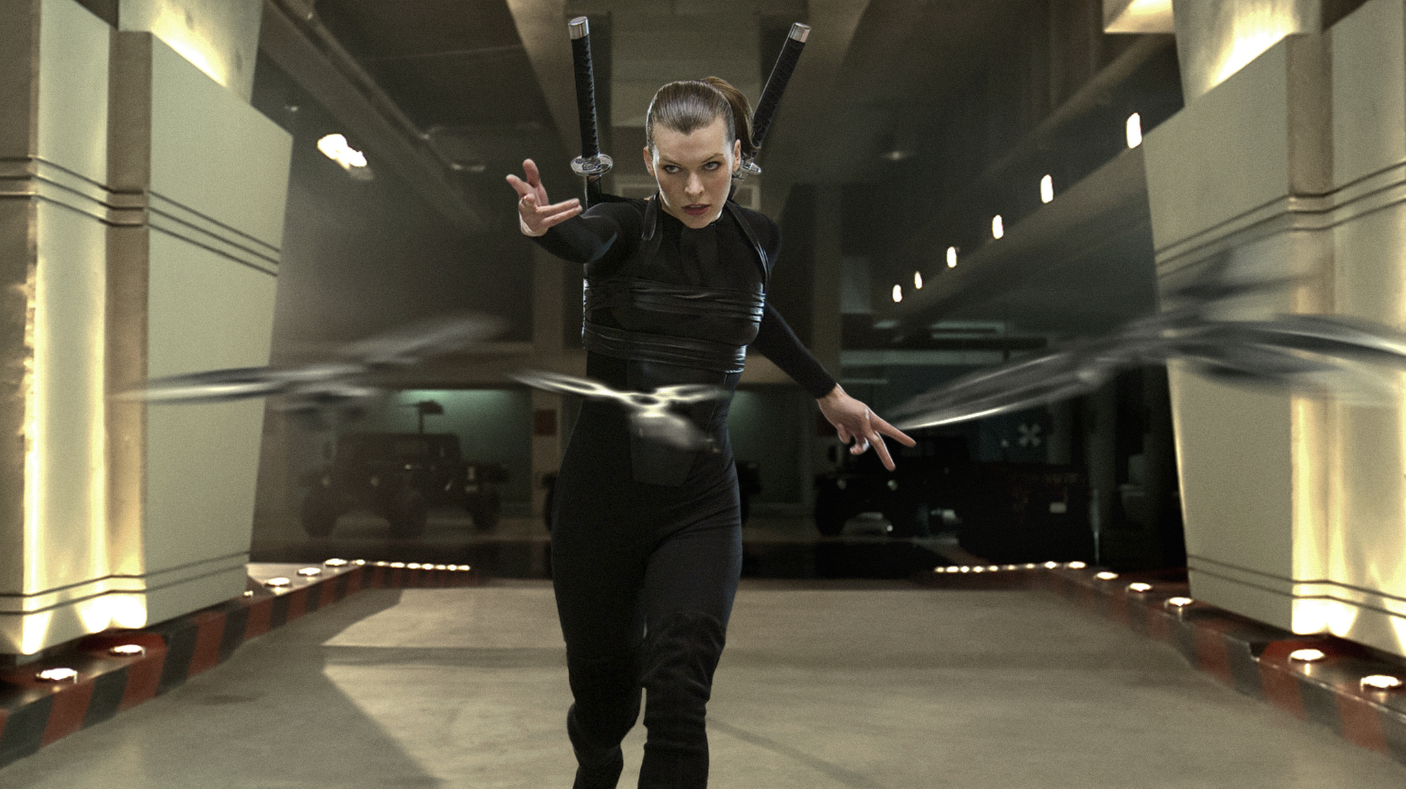 Still of Milla Jovovich in Absoliutus blogis: pomirtinis gyvenimas (2010)