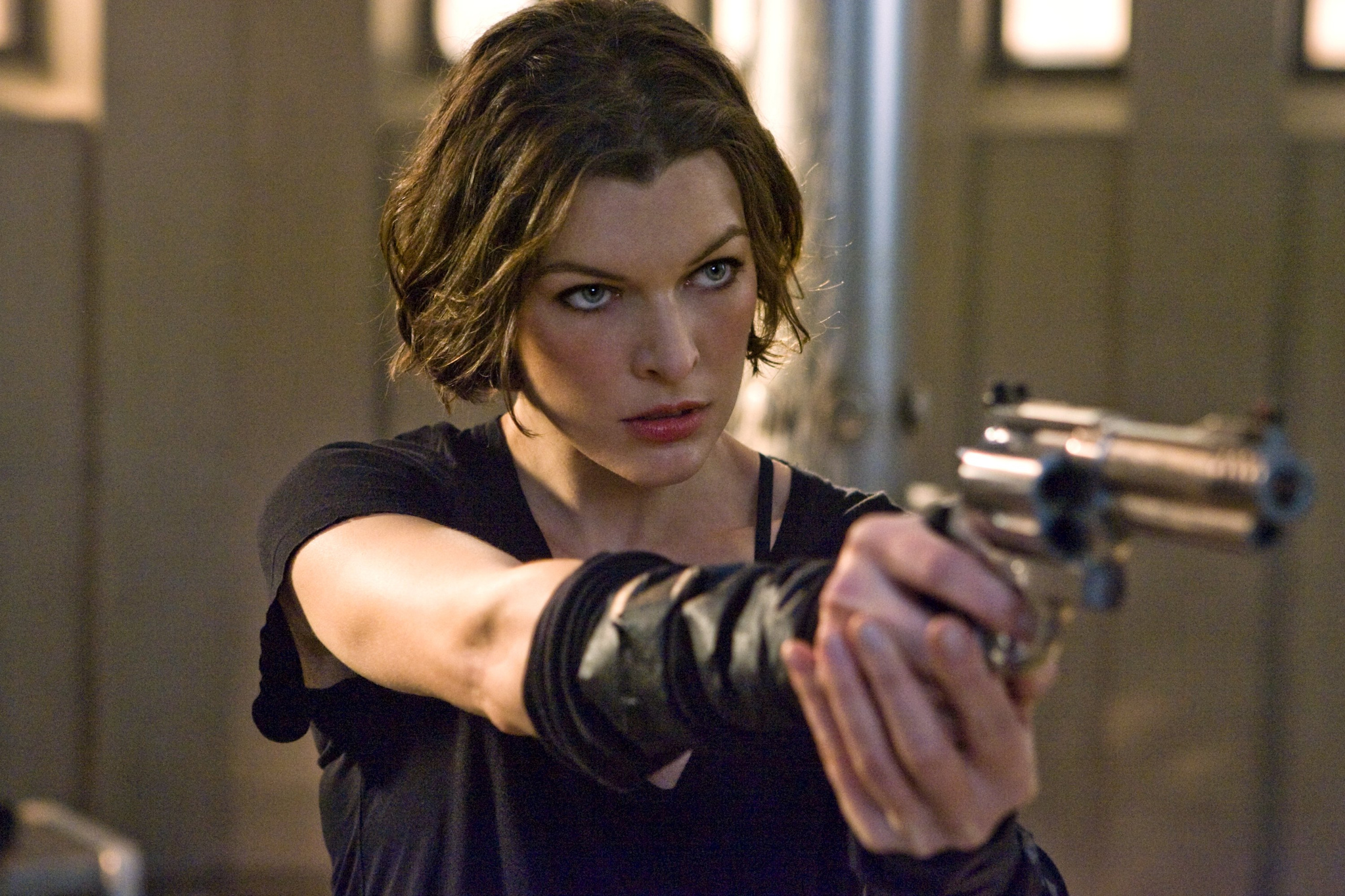 Still of Milla Jovovich in Absoliutus blogis: pomirtinis gyvenimas (2010)