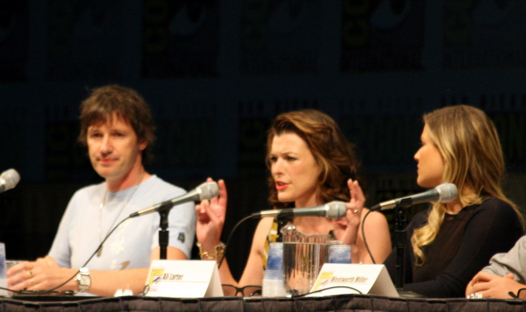 Milla Jovovich, Ali Larter and Paul W.S. Anderson at event of Absoliutus blogis: pomirtinis gyvenimas (2010)