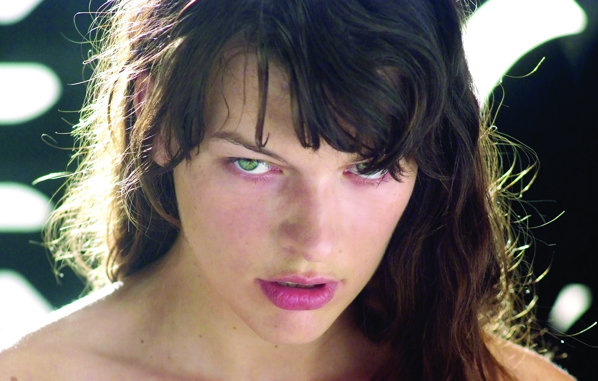 Still of Milla Jovovich in The Fourth Kind (2009)