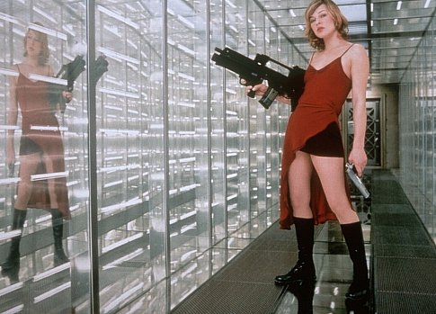 Milla Jovovich in Absoliutus blogis (2002)