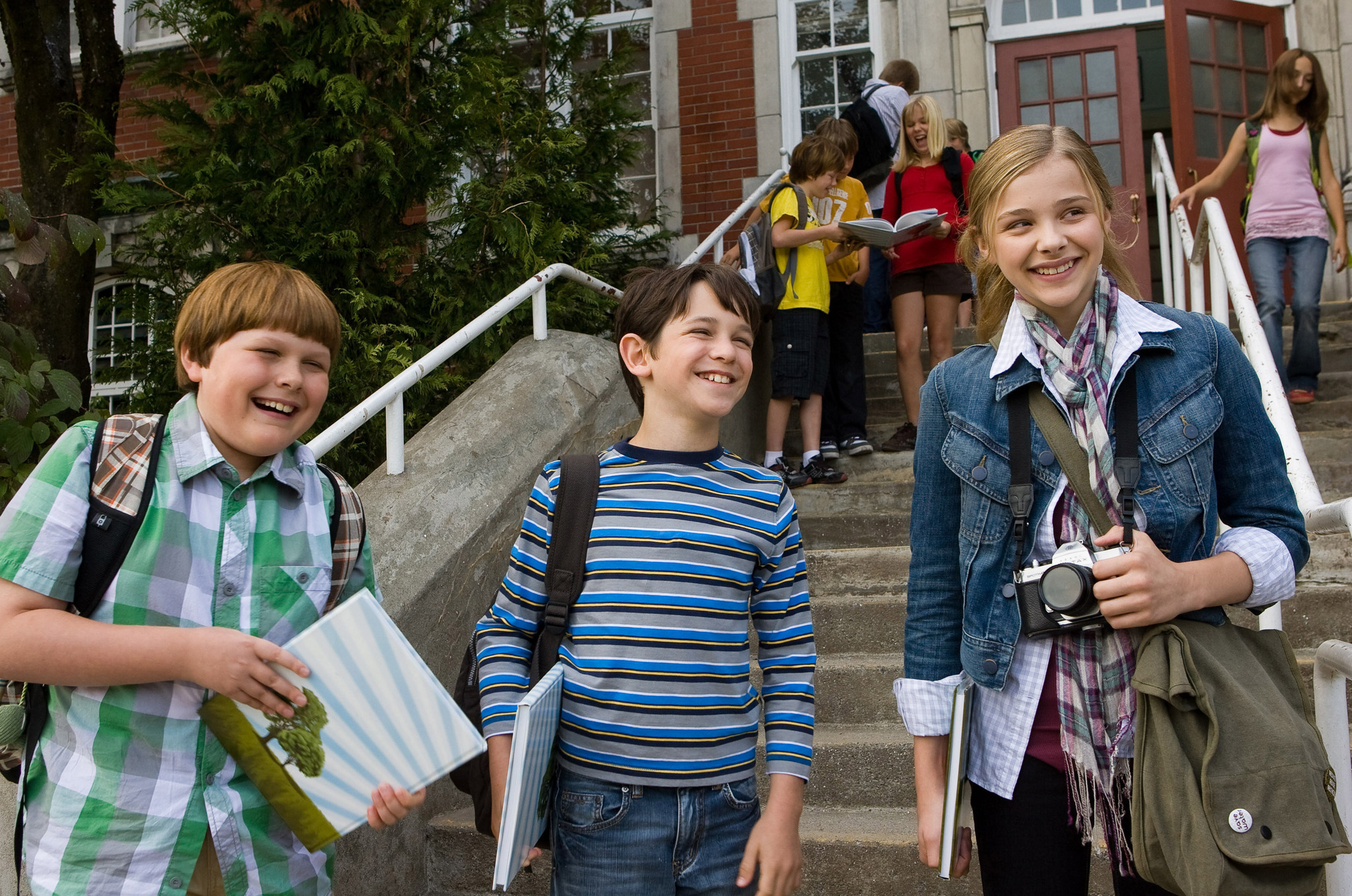 Still of Chloë Grace Moretz, Zachary Gordon and Robert Capron in Diary of a Wimpy Kid (2010)