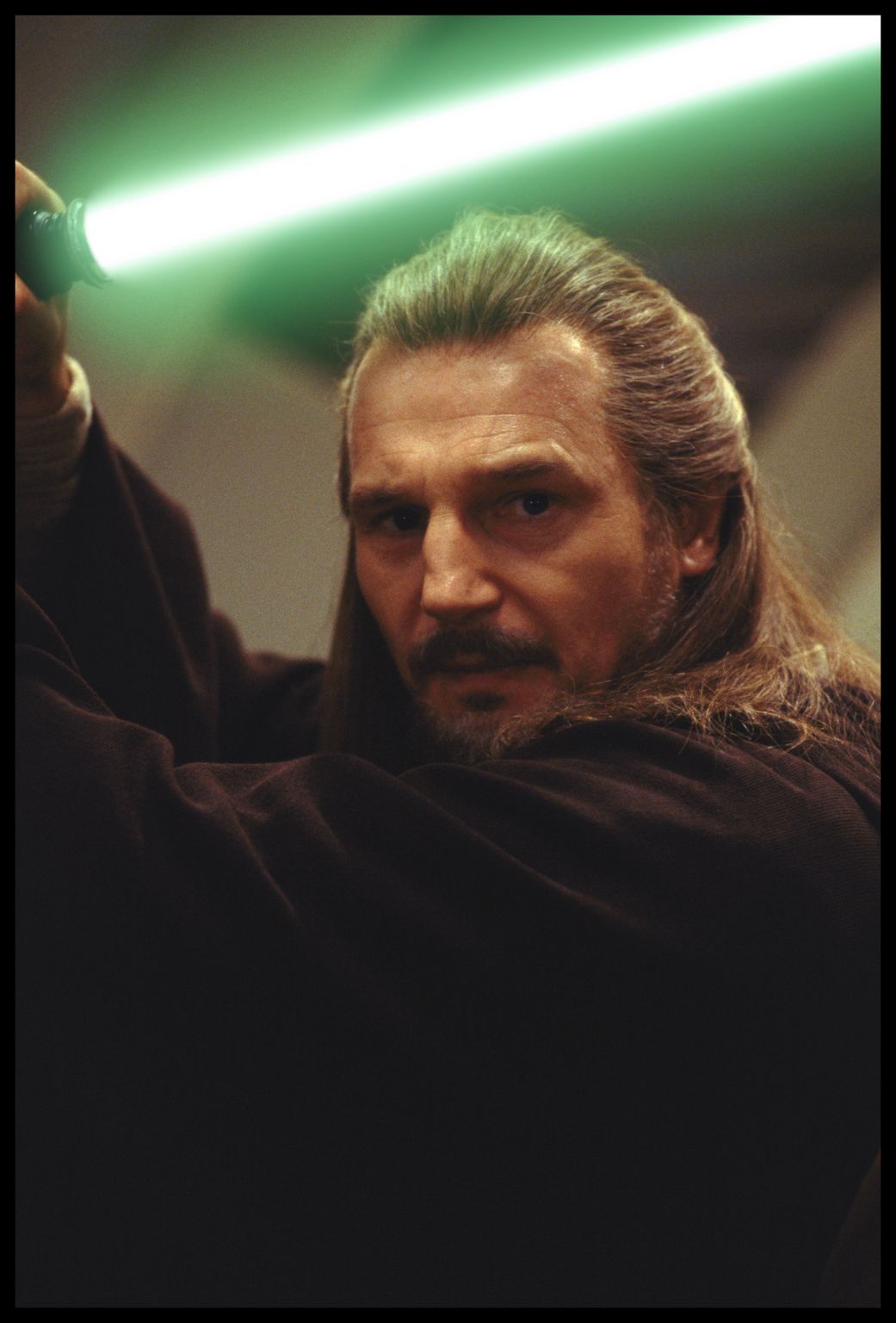 Still of Liam Neeson in Zvaigzdziu karai: epizodas I. Pavojaus seselis 3D (1999)