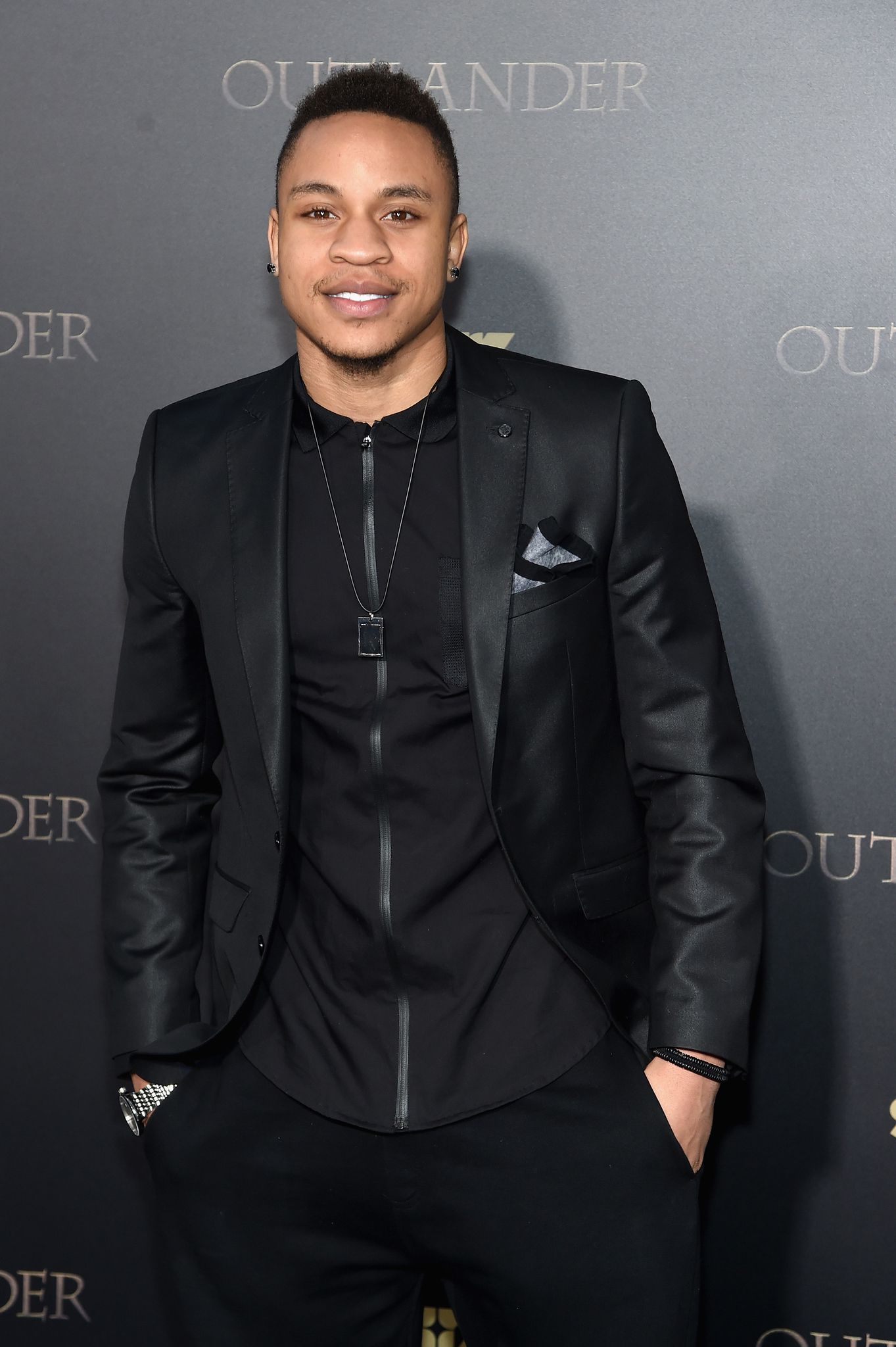 Rotimi at event of Outlander (2014)