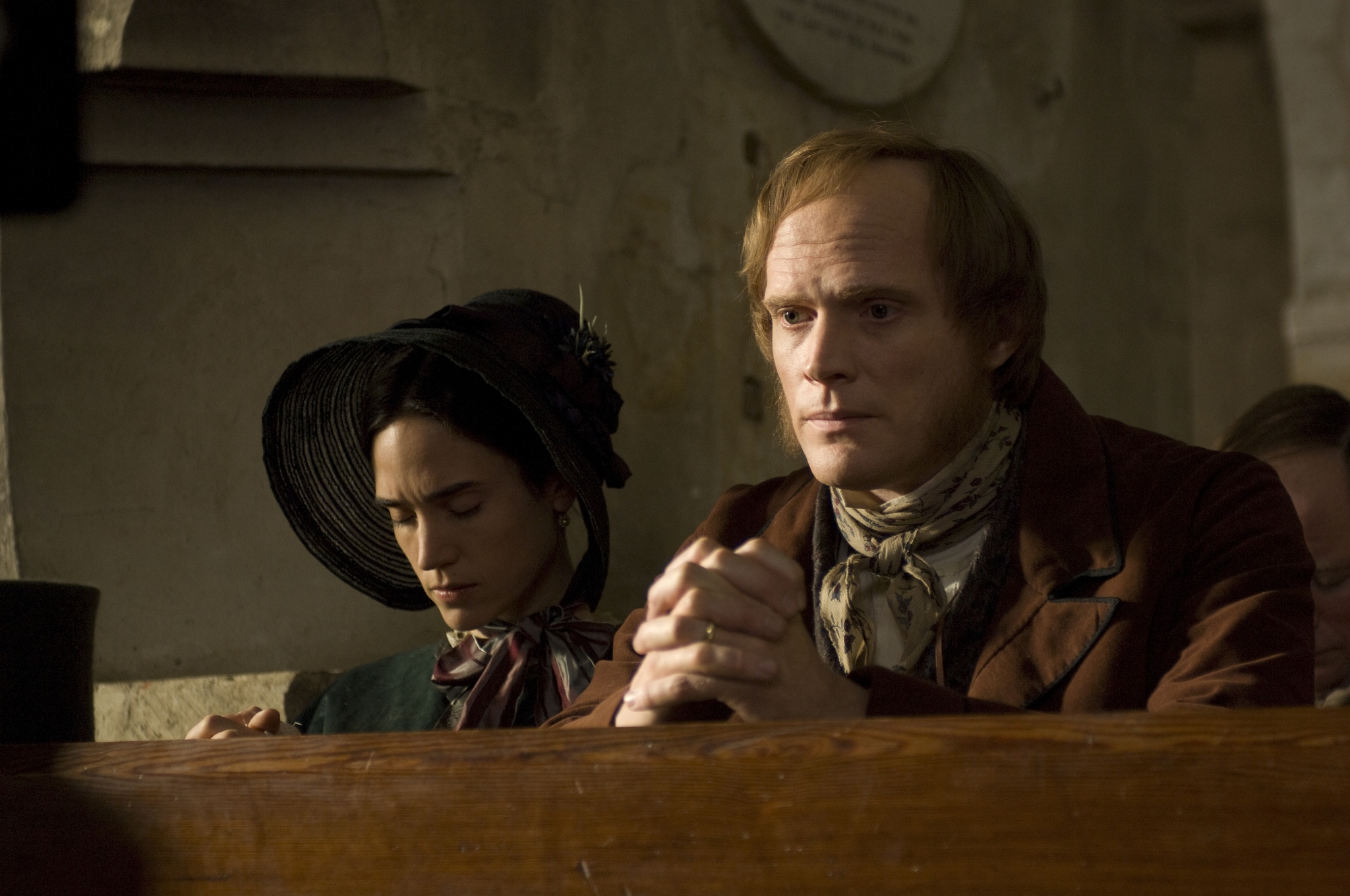 Still of Jennifer Connelly and Paul Bettany in Creation (2009)