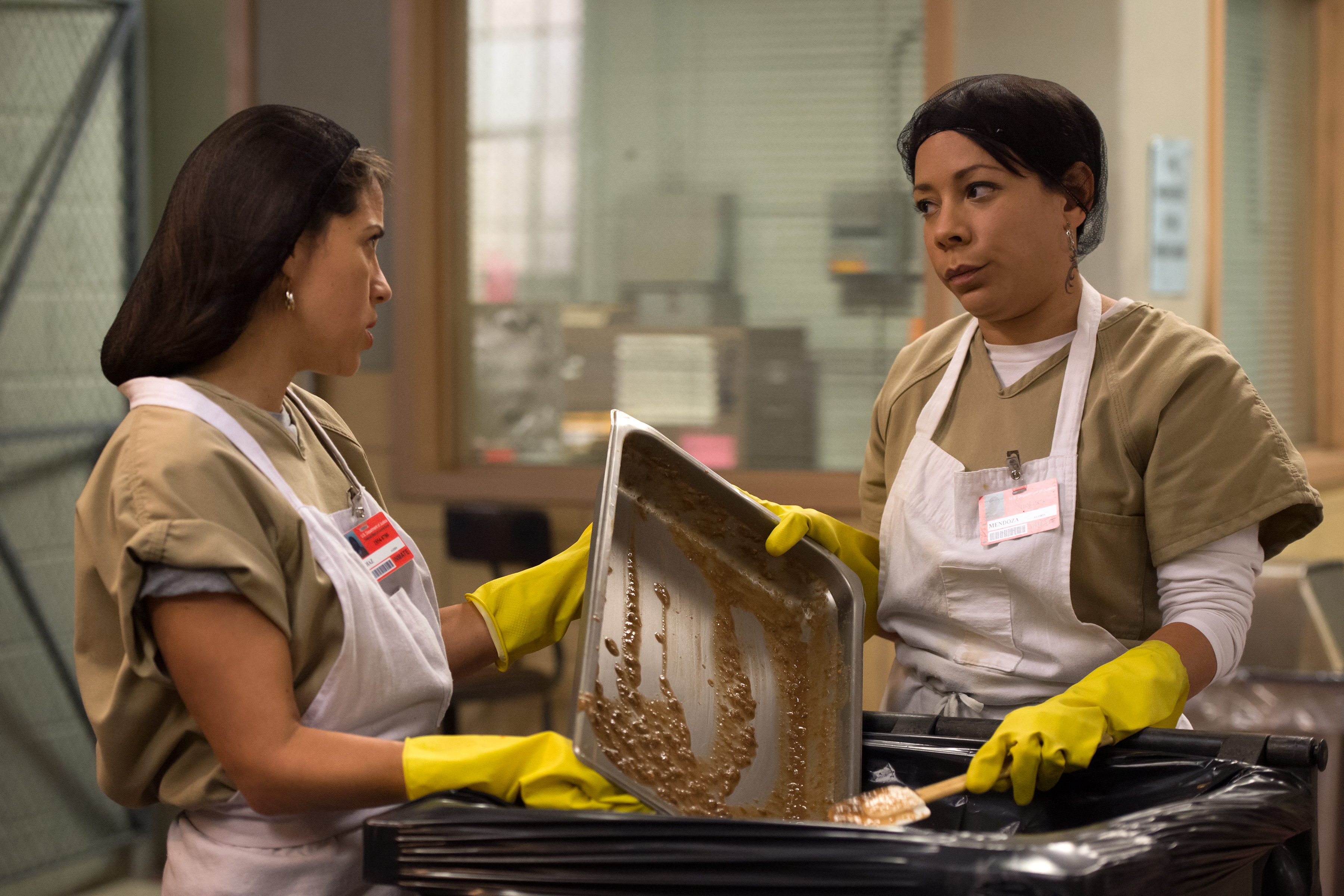 Still of Selenis Leyva and Elizabeth Rodriguez in Orange Is the New Black (2013)