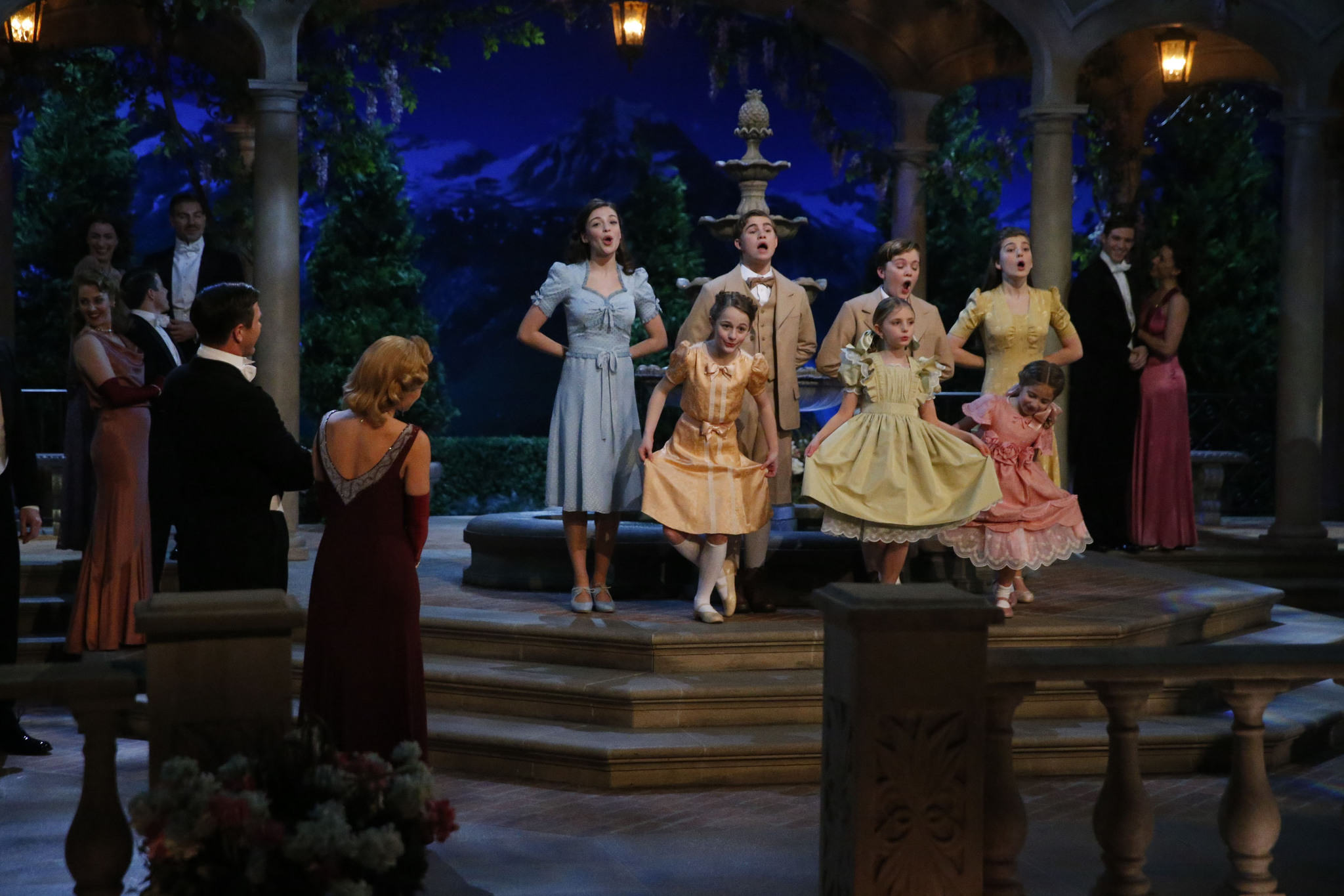 Still of Michael Nigro, Ariane Rinehart, Ella Watts-Gorman, Joe West and Peyton Ella in The Sound of Music Live! (2013)