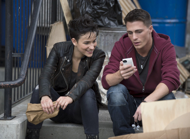 Still of Colton Haynes and Bex Taylor-Klaus in Strele (2012)