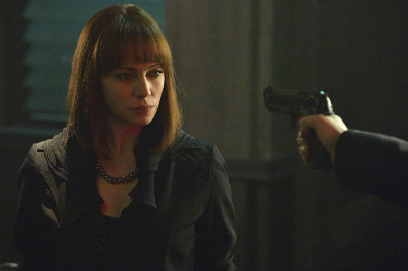 Still of Melinda Clarke and Ben Mark Holdzberg in Nikita (2010)