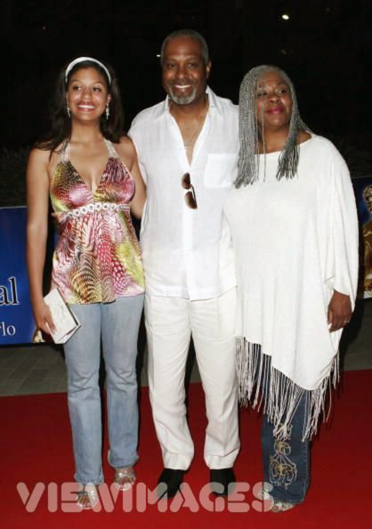 James Pickens Jr. arrives with wife and daughter at the party of Rose des vents during the 46th annual Monte Carlo Television Festival (2006)
