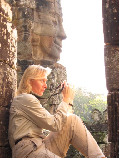 War Reporter Alex Quade on photo shoot in Cambodia.