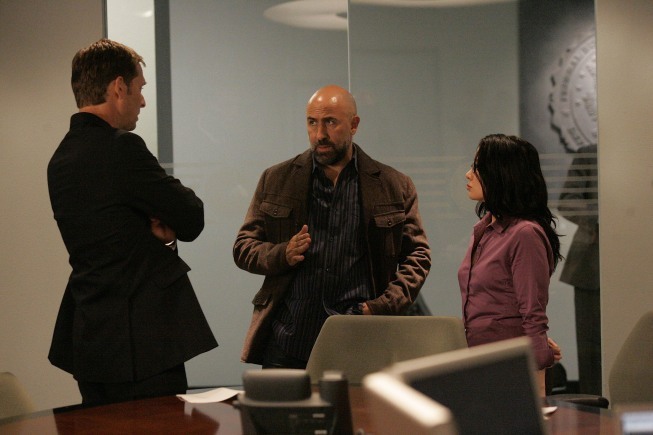 Still of Janeane Garofalo, Jeffrey Nordling and Carlo Rota in 24 (2001)