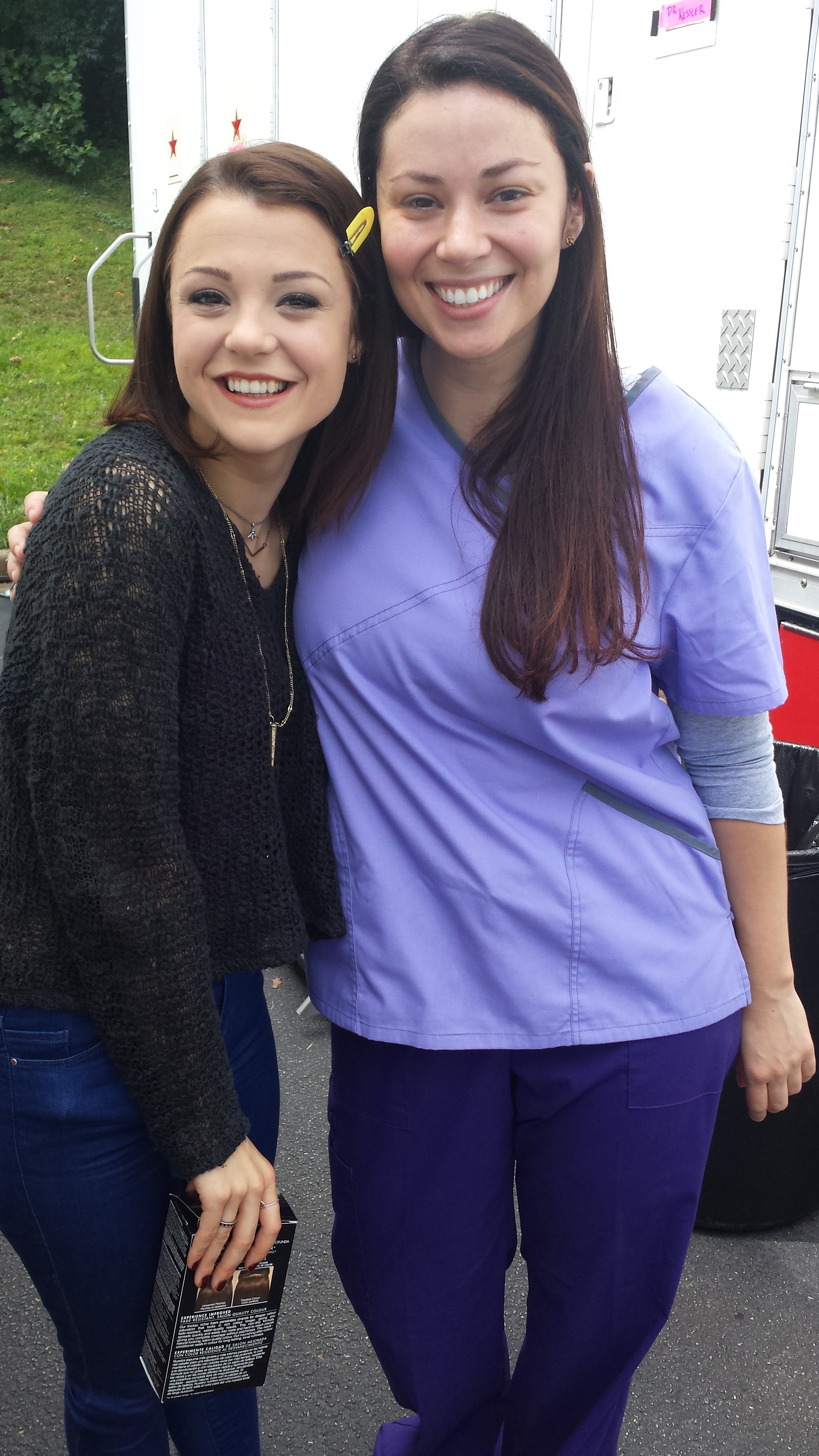 On set (Finding Carter) with Kathryn Prescott