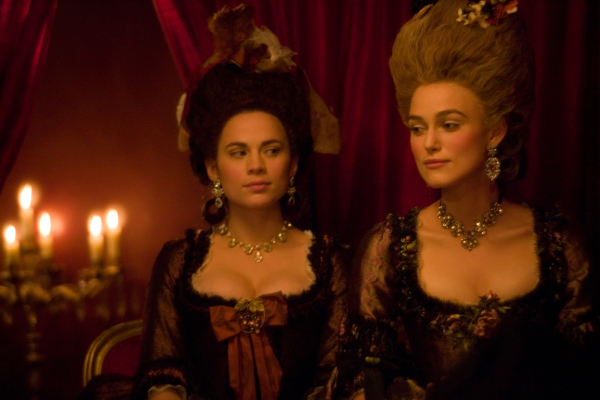 Still of Keira Knightley and Hayley Atwell in The Duchess (2008)