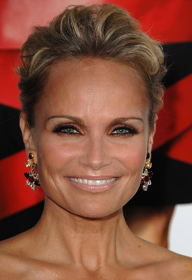 Kristin Chenoweth at event of Four Christmases (2008)